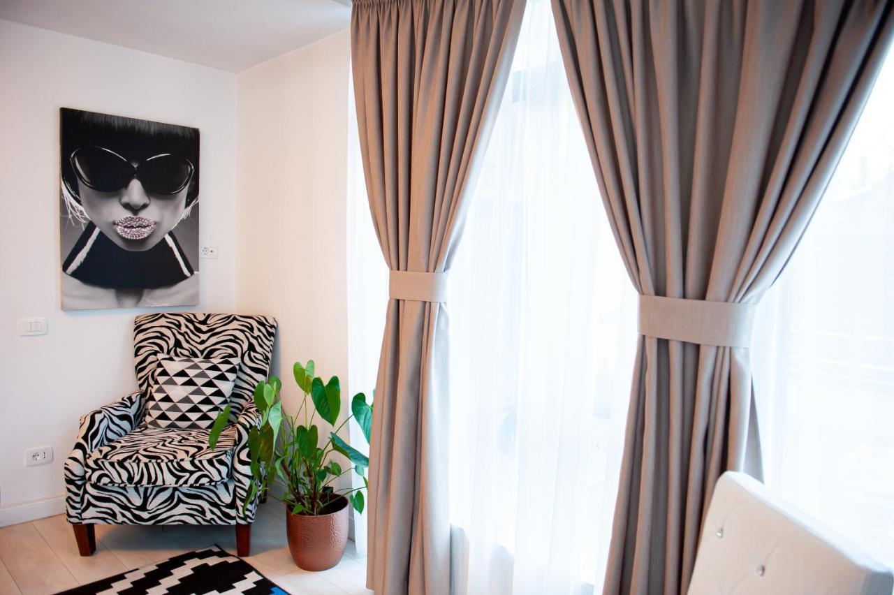 Kai Mountain Luxury Apartment Braşov Buitenkant foto